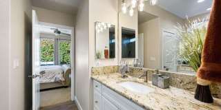 51287 Longmeadow Street Gallery 14