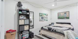 1926 BAINBRIDGE Street Gallery 18