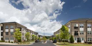 The Statesman Gallery 32