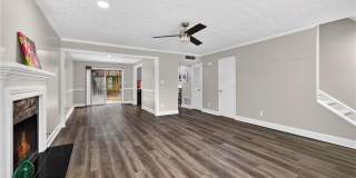 679 Anderson Walk Gallery 6