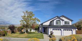1 Acre with Views and Next to Hiking Trails Gallery 1
