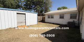 Large 3 bedroom 1.5 bath w/ 2 living areas, bonus room and Laundry room Gallery 16