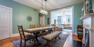 Stunning South Side 3BR - Skyline Views, Master Suite & Finished 3rd Floor Gallery 8