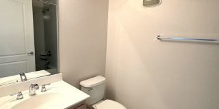 Beautiful, 2 story penthouse loft at the Manhattan condos on the south strip. Gallery 18