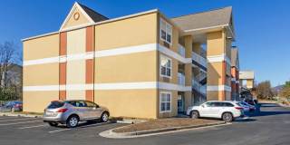 Roanoke - Airport Gallery 1