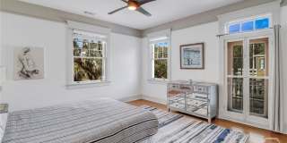 602 E Victory Drive Gallery 31