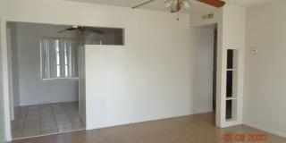 2 Bed/ 1.5 Bath Home with Bonus Room Gallery 3