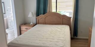 812 Oleander Circle Gallery 16