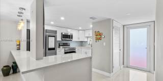 811 S Hollybrook Dr Gallery 4