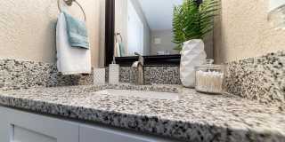 Hampton Creek Apartments Gallery 19