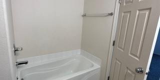 Spacious 2 bed/2.5 bath with bonus room townhome off Road 68 Spacious 2 bed/2.5 bath with bonus room townhome off Road 68 Gallery 26