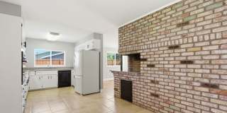 Wow! What a Great Home! Available Now! Gallery 18