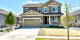 Spacious 4BR House in Broomfield Gallery 1