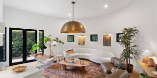 2065 Watsonia Ter Gallery 3