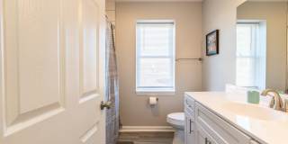 1329 Riverdale Dr Gallery 4