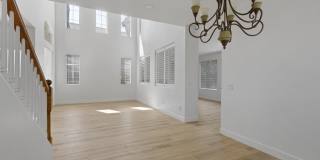Gorgeous 3BD 2-Story Home in the Sorrento Community in Porter Ranch! Gallery 13