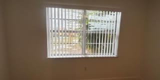 4334 NW 9th Avenue Gallery 13