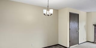 Sandstone Apartments Gallery 5