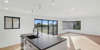 405 Serra Drive Gallery 15