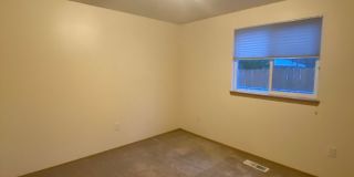 Comfortable 3 Bedroom Home in Hickory Hills Gallery 14