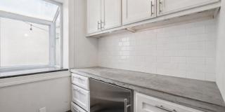 2410 DELANCEY Gallery 7