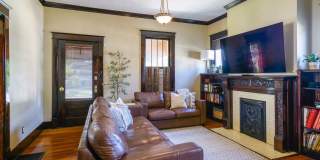 Renovated Historic 4 Bedroom Home w/ Two Car Garage in East Nashville Gallery 5