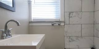 1003 Art Hill Pl. Gallery 5