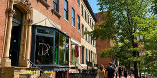 611 Park Avenue Gallery 25