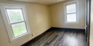 Three bedroom one bathroom home for rent Gallery 14
