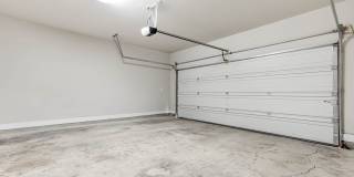 211 Claremont Gallery 13