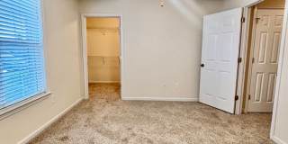 2 Bed, 2 Bath - BRAND NEW CARPET!!! READY FOR MOVE IN TODAY! Gallery 24