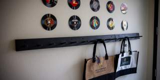 49527 Wayne Street Gallery 113