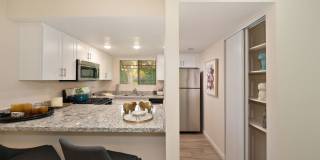 West Oaks Apartment Homes Gallery 16