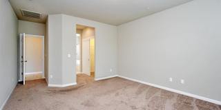 Beautiful 3/2.5 near Clovis East High School Gallery 14