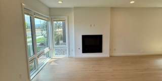 3 Bedrooms 2 1/2 Bathrooms - Where Mountains meet you at upscale living! Gallery 6