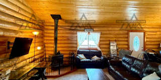 Charming Cabin – 2BR Home with Wood Stove - Dog Friendly Gallery 4