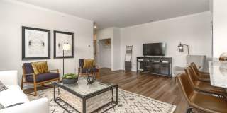 Huntley Manor Gallery 10