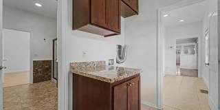 3 bedroom 2 Bath Home MUST SEE Gallery 3