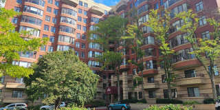 2400 CLARENDON Boulevard Gallery 1