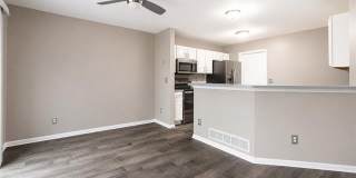 22733 COACHLIGHT Circle Gallery 15