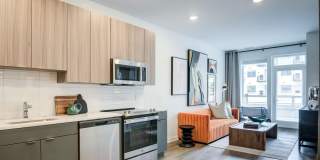 501-31 N COLUMBUS Boulevard Gallery 21
