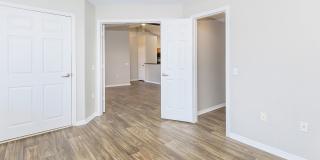 Creekside At Palmer Park Apartments Gallery 8