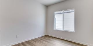 Beautiful Three Bedroom, Two Bathroom Gallery 14