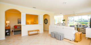 2/2 BEAUTIFUL COACH HOME ** SPANISH WELLS GOLF AND COUNTRY CLUB COMMUNITY  ** COMMUNITY POOLS ** Gallery 24