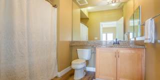 Stylish & Spacious Courtyard-Facing Condo in the Heart of Gaslamp Gallery 21