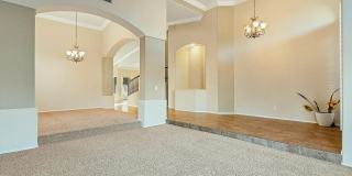 Large 6 bed/3 bath KIERLAND Single-family Home in Scottsdale Gallery 13