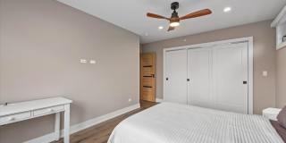 148 Oak Street Gallery 22