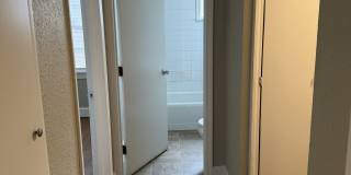 1312 S Jackson Avenue - B Gallery 5