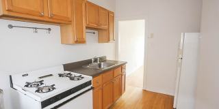 1916-34 W Winona / 5103-15 N Winchester Gallery 11