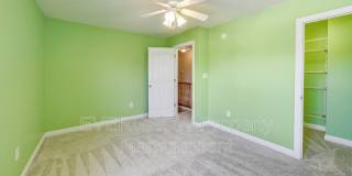 1047 Andrew Court Gallery 29